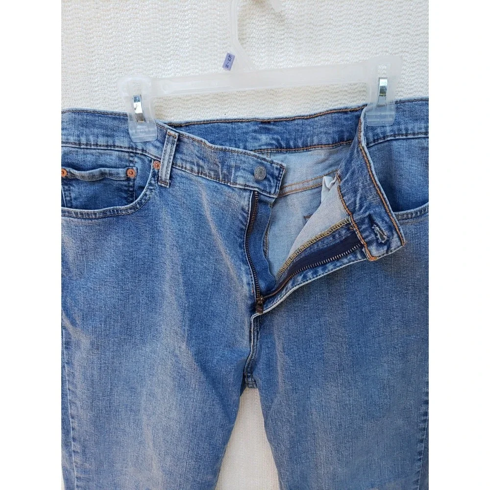 Levi's 511 Slim Fit Men's 38×32 Blue Jeans Denim Straight Leg Zip Fly